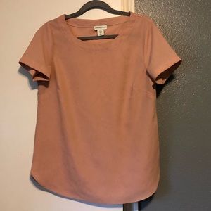 Blush pink chiffon top, short sleeves. Size M